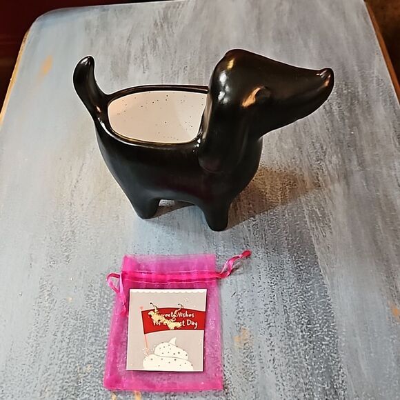 Dachshund Planter & Goldtone Earrings - Picture 4 of 8